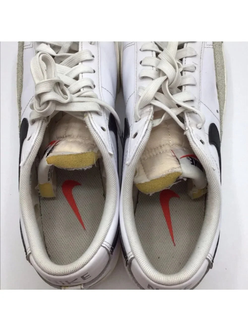 Nike blazer low